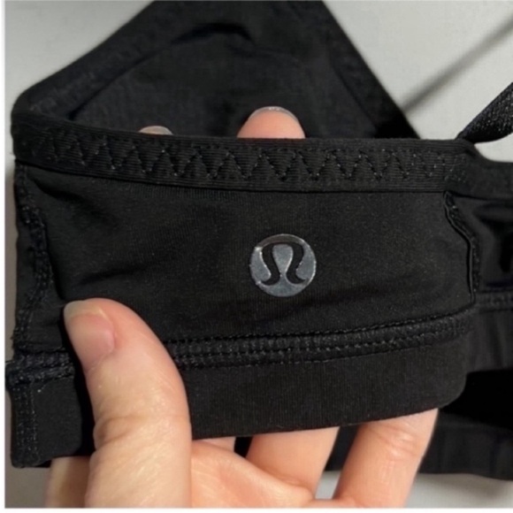 Lululemon Black Rehearsal Bra - Picture 5 of 5